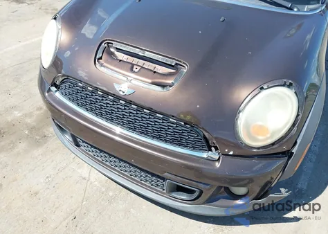 2011 Mini Cooper S z USA, uszkodzony, nr VIN WMWSV3C52BTY15379